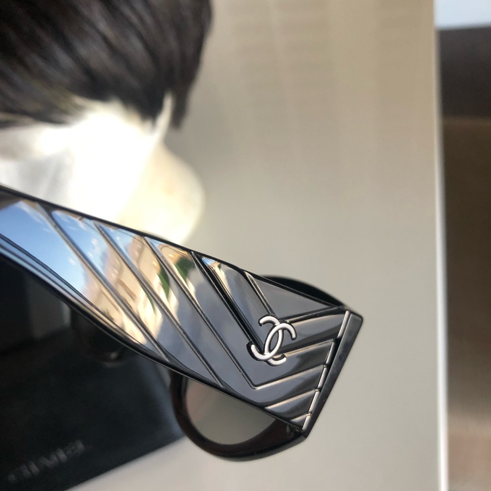 Chanel Sunglasses - Picture 8 of 9